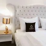 Luxurious Castle Retreat In Austria Innviertler Versailles With Nearby Spas *
