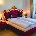 Luxurious Castle Retreat In Austria Innviertler Versailles With Nearby Spas *