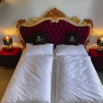 Luxurious Castle Retreat In Austria Innviertler Versailles With Nearby Spas