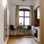 Luxurious Castle Retreat In Austria Innviertler Versailles With Nearby Spas Ξενοδοχείο Aurolzmunster