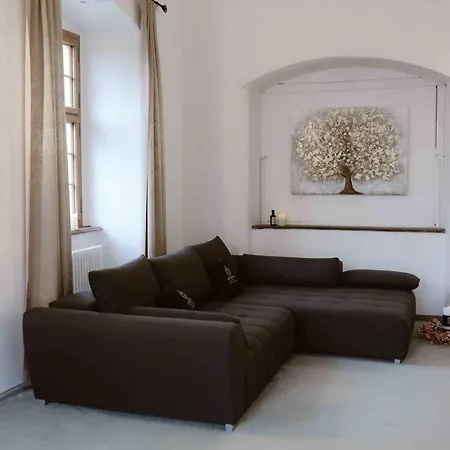 Appartement Luxurious Castle Retreat In Austria Little Versailles With Nearby Spas