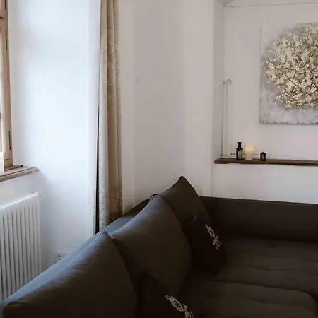 Luxurious Castle Retreat In Austria Little Versailles With Nearby Spas Apartamento *