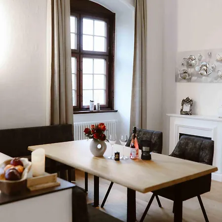 Hotell Luxurious Castle Retreat In Austria Innviertler Versailles With Nearby Spas *