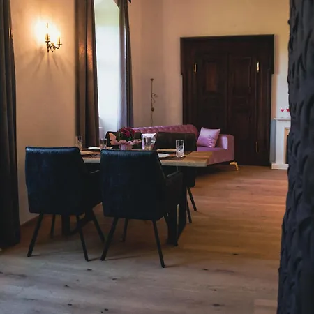 Luxurious Castle Retreat In Austria Innviertler Versailles With Nearby Spas Aurolzmunster
