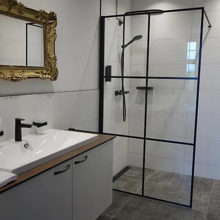 Luxurious Castle Retreat In Austria Innviertler Versailles With Nearby Spas