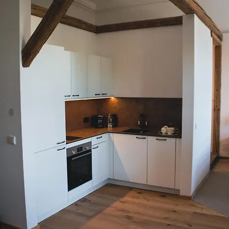 Luxurious Castle Retreat In Austria Little Versailles With Nearby Spas Appartement