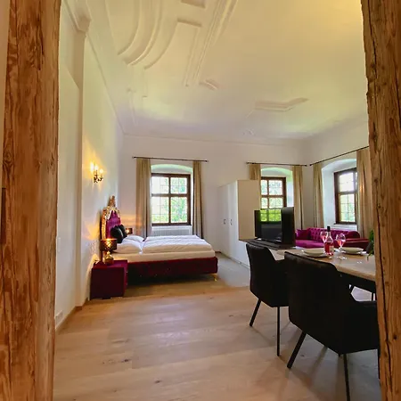 Luxurious Castle Retreat In Austria Little Versailles With Nearby Spas * Aurolzmunster