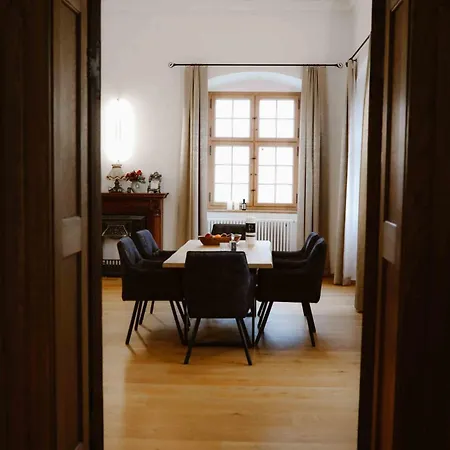 Luxurious Castle Retreat In Austria Innviertler Versailles With Nearby Spas