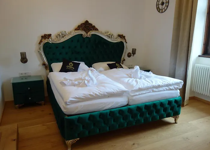 Hotel Luxurious Castle Retreat In Austria Innviertler Versailles With Nearby Spas *