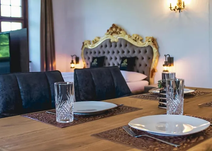 Luxurious Castle Retreat In Austria Innviertler Versailles With Nearby Spas *