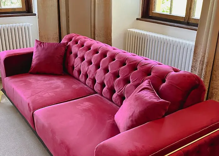 Luxurious Castle Retreat In Austria Innviertler Versailles With Nearby Spas