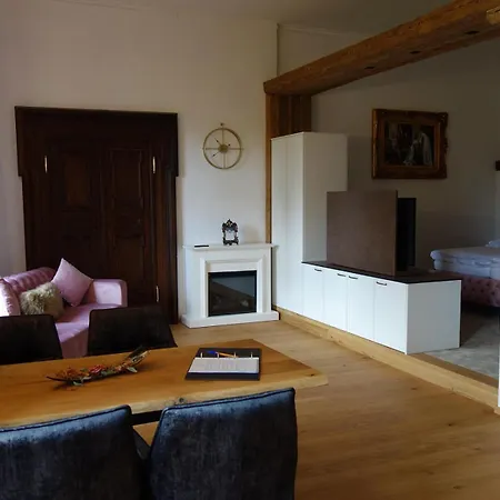 Luxurious Castle Retreat In Austria Little Versailles With Nearby Spas *