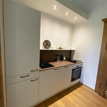 Hotel Luxurious Castle Retreat In Austria Little Versailles With Nearby Spas *