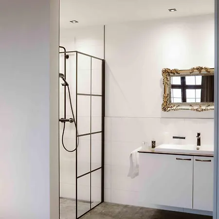 Luxurious Castle Retreat In Austria Little Versailles With Nearby Spas Hotel Aurolzmunster