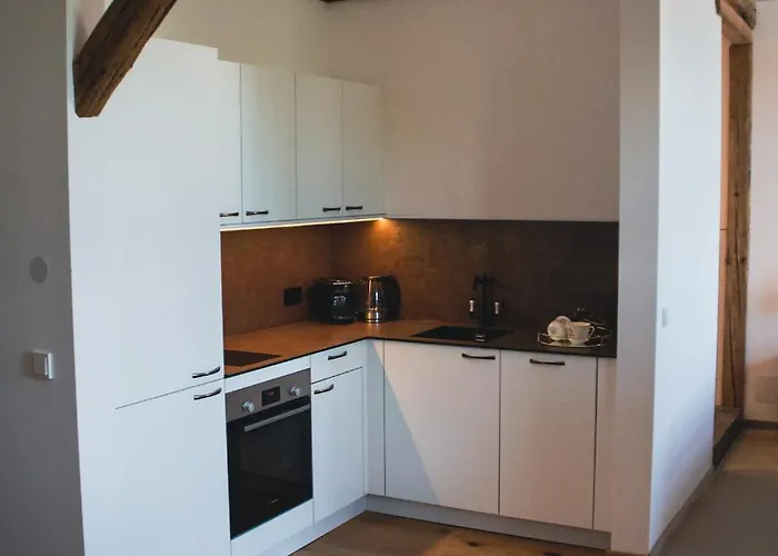 Luxurious Castle Retreat In Austria Innviertler Versailles With Nearby Spas 酒店