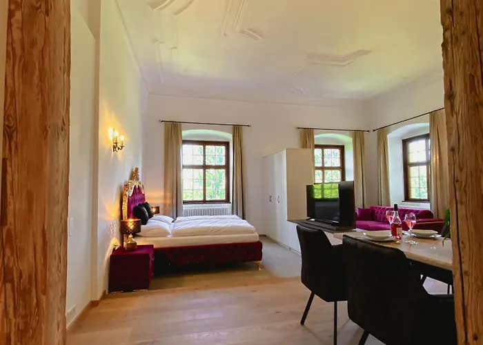 Luxurious Castle Retreat In Austria Innviertler Versailles With Nearby Spas * Aurolzmunster