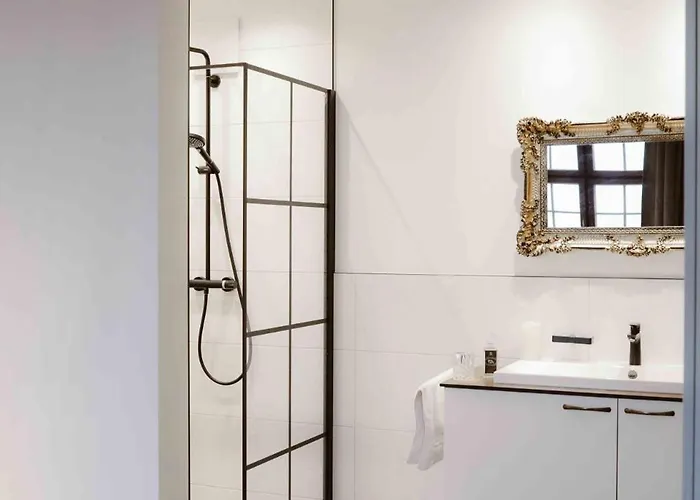 Luxurious Castle Retreat In Austria Innviertler Versailles With Nearby Spas 酒店 Aurolzmunster